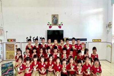 Những hoạt động chào mừng ngày Phụ nữ Việt Nam 20/10 của các bé trường mầm non Xuân Tiến