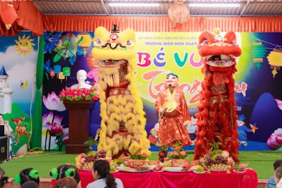 Một số hình ảnh tổ chức ngày tết trung thu cho bé trường mầm non Xuân Tiến năm học 2023-2024